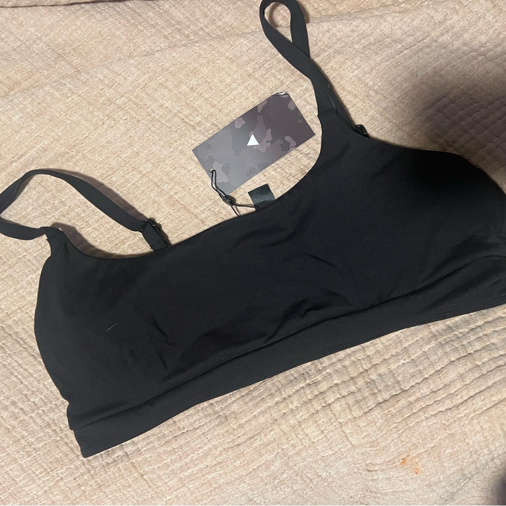 Vitality/Balance sports bra